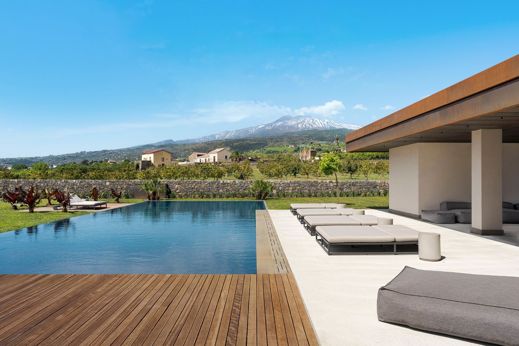 Fiume villa photo.
